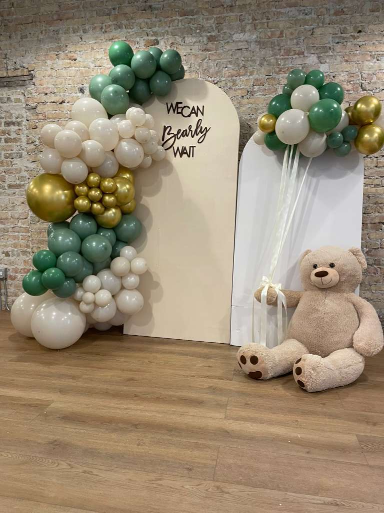 Baby shower bear theme balloon arch
