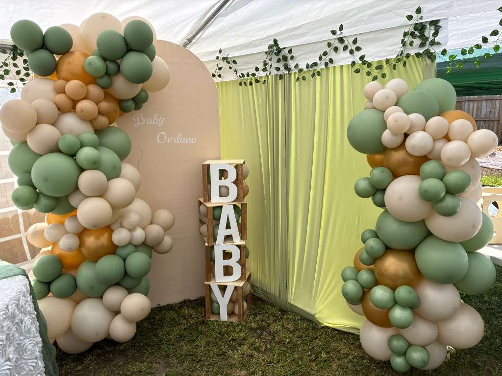 Baby shower custom theme