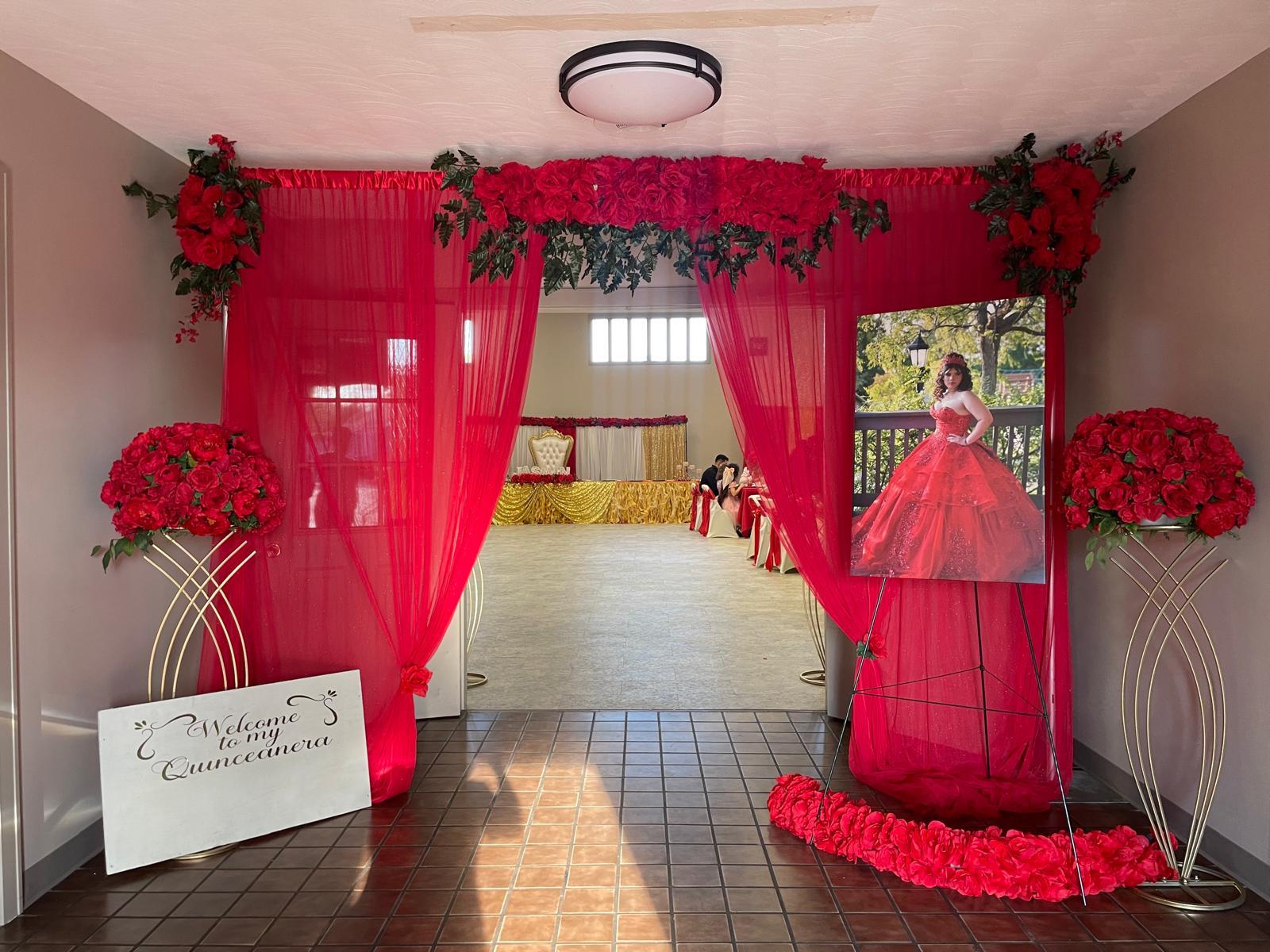 Grand entrance decor