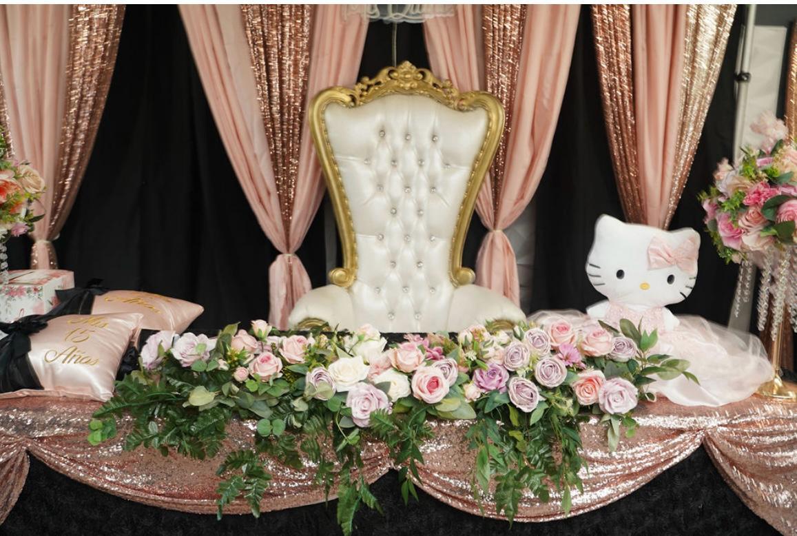 Pink and rose gold quinceañera throne table